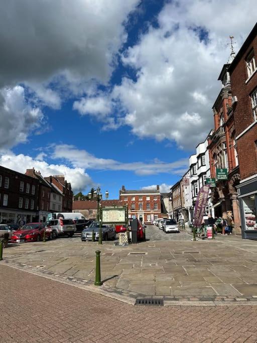 No5 At 53 - 2 Bed Apartment In Leek, Staffs Peak District Ngoại thất bức ảnh